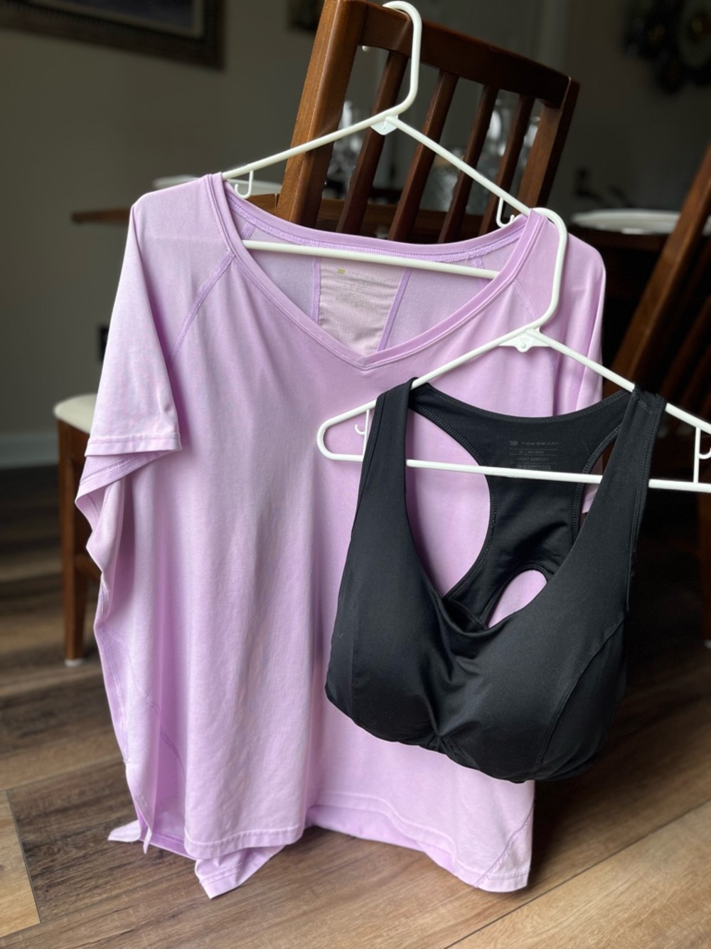TekGear Light Purple Vneck Short Sleeve Shirt Size 2X! Sports Bra 2x included!
